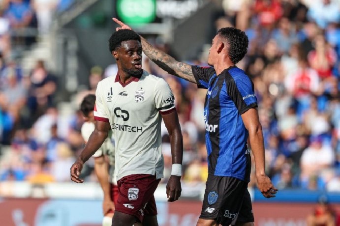  Nhật định phạt góc Adelaide United vs Auckland, 15h35 ngày 03/04