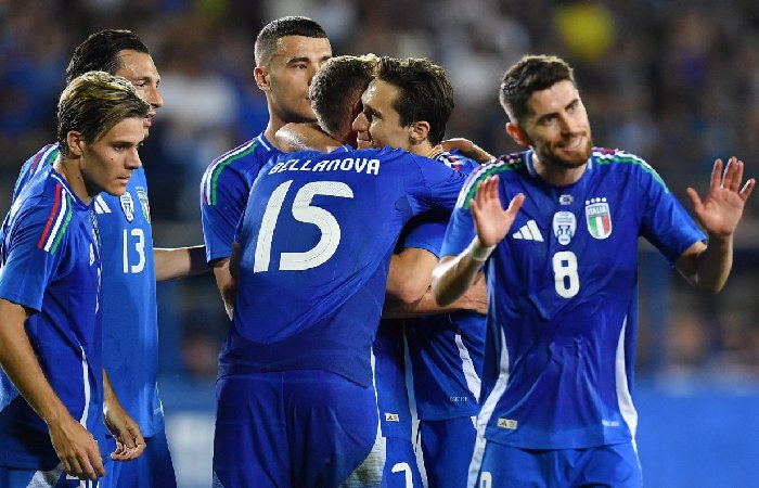  Nhật định phạt góc Bosnia và Herzegovina vs Italia, 1h45 ngày 01/04