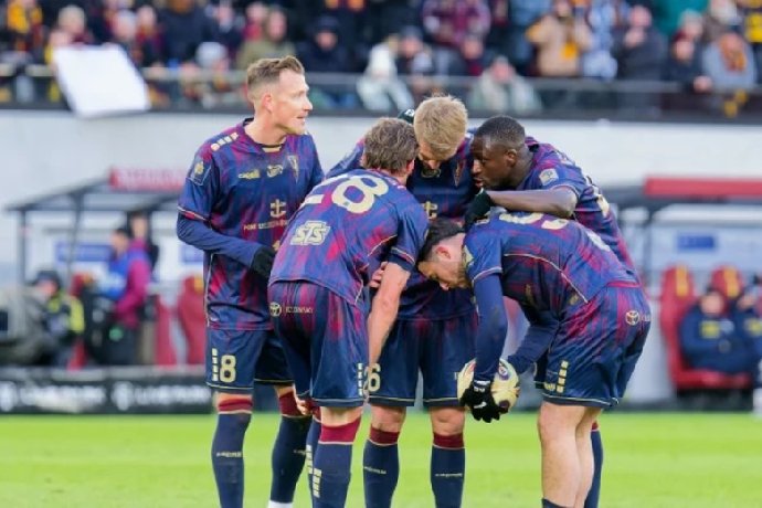  Nhận định Lokomotiv Plovdiv vs CSKA 1948 Sofia, 20h45 ngày 5/3: Chủ nhà vượt khó