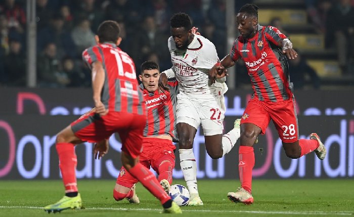  Nhật định phạt góc Cremonese vs AC Milan, 18h30 ngày 01/03