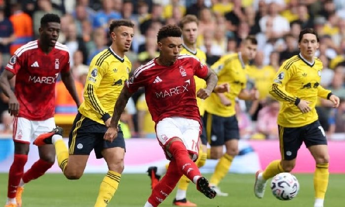 Nhật định phạt góc Nottingham vs Leeds, 2h00 ngày 26/8