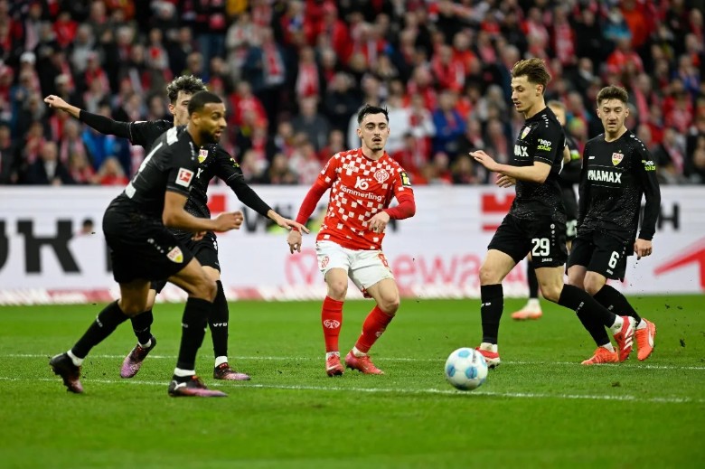 Nhận định Bochum vs Stuttgart, 0h00 ngày 4/12: Hạng đấu chênh lệch - Ảnh 1