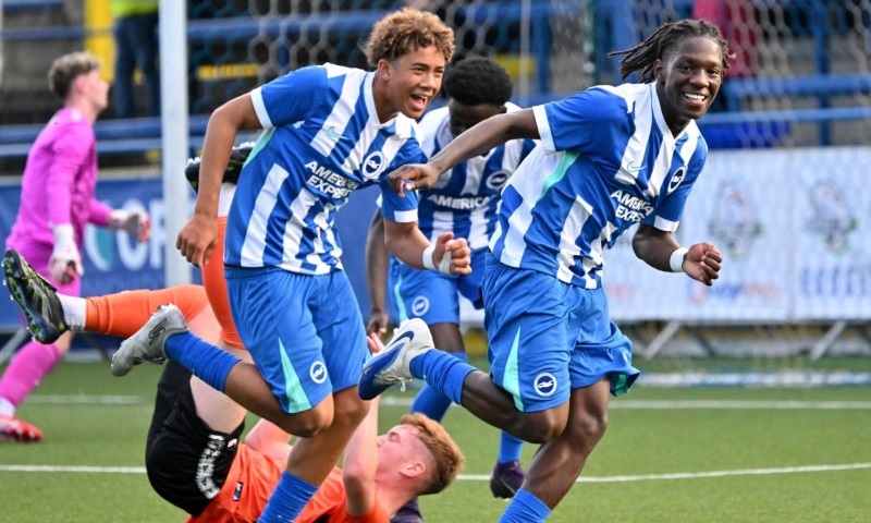 Nhật định phạt góc Tromso vs Brighton, 0h00 ngày 21/8 - Ảnh 1