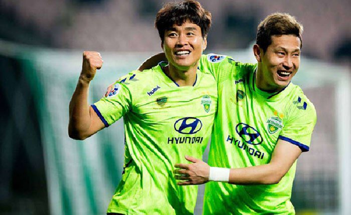  Nhận định Jeonbuk vs Jeju SK 18h00 ngày 8/8: Điểm tựa sân nhà