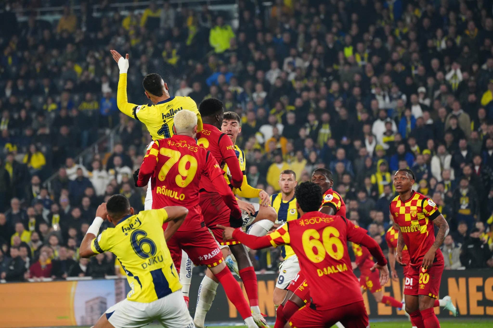 Nhận định Goztepe vs Fenerbahce, 1h30 ngày 17/08: Chủ nhà thất thủ - Ảnh 1