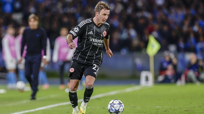  Nhật định phạt góc Eintracht Frankfurt vs Atalanta, 3h ngày 27/11