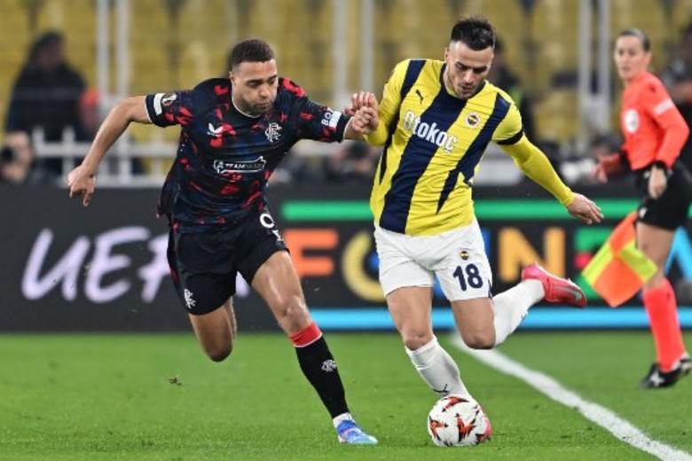 Nhận định Fenerbahce vs Stuttgart, 23h45 ngày 23/10: Chiến thắng sít sao - Ảnh 1