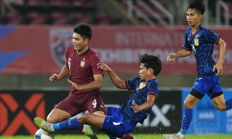 Nhật định phạt góc Lào vs Thái Lan, 20h00 ngày 25/7 - Ảnh 1