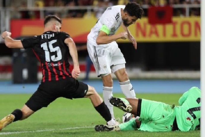  Nhận định Qarabag vs Shkendija, 23h00 ngày 12/8: Tận dụng lợi thế