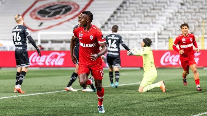  Nhận định Royal Antwerp vs Zulte Waregem, 19h30 ngày 27/12: Tiếp tục bay cao