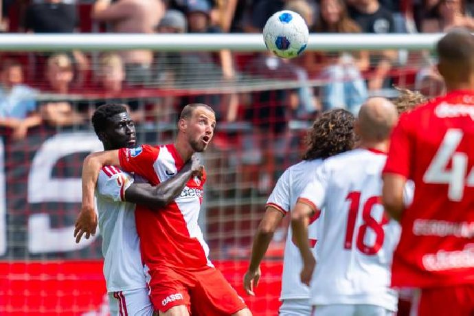  Nhận định Groningen vs Utrecht 19h30 ngày 9/8: Thử thách ngày khai màn