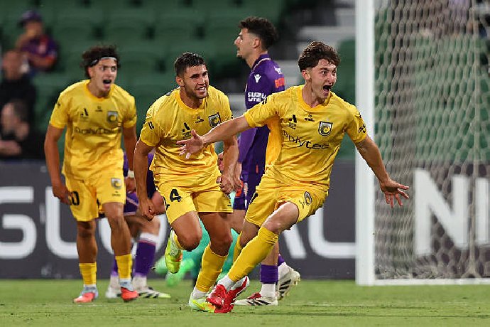  Nhận định Perth Glory vs Central Coast Mariners 17h45 ngày 10/1: Khó phân thắng bại