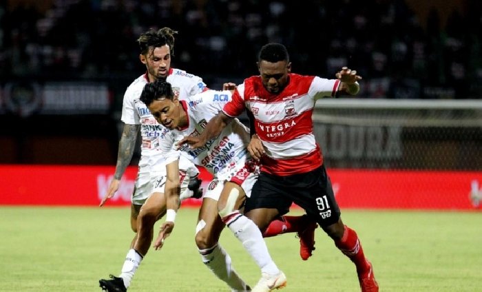  Nhận định Madura United vs Bali United, 15h30 ngày 5/5: Chủ nhà ở chân tường
