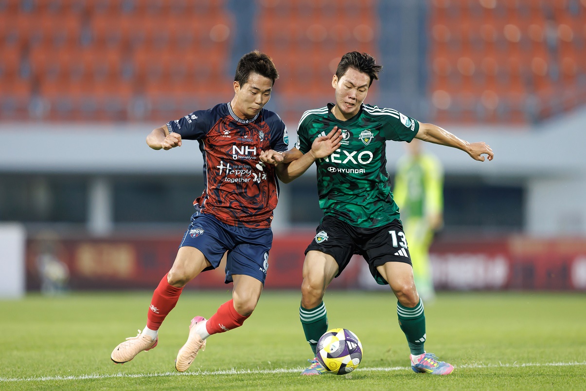 Nhận định Gimcheon Sangmu vs Jeonbuk Hyundai Motors 12h00 ngày 8/3: Làm khó ĐKVĐ - Ảnh 4