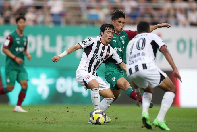  Nhận định Anyang vs Ulsan Hyundai 14h30 ngày 1/11: Bước ngoặt trụ hạng
