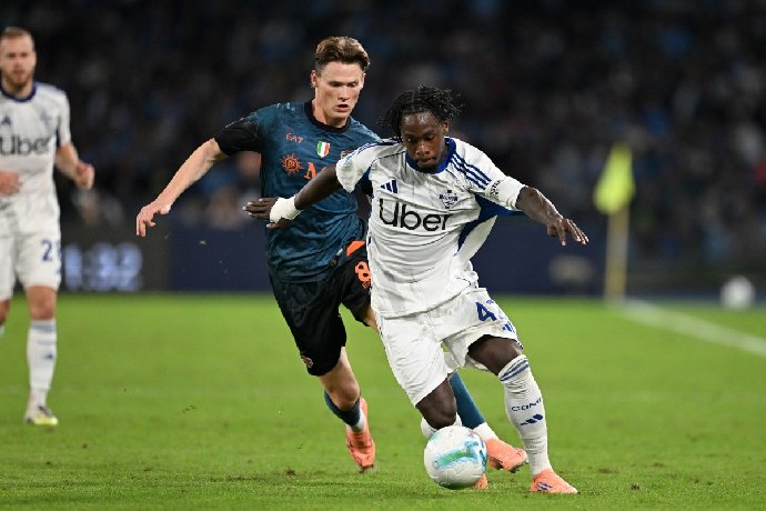  Nhật định phạt góc Napoli vs Como, 3h ngày 11/02