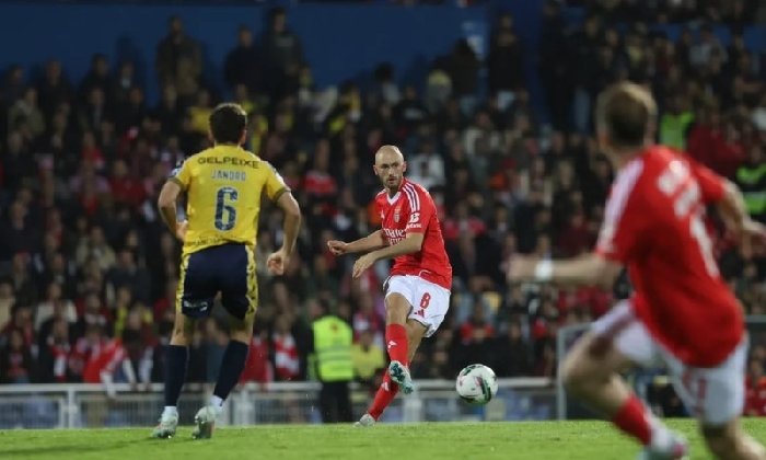  Nhật định phạt góc Benfica vs Estoril, 2h15 ngày 1/9