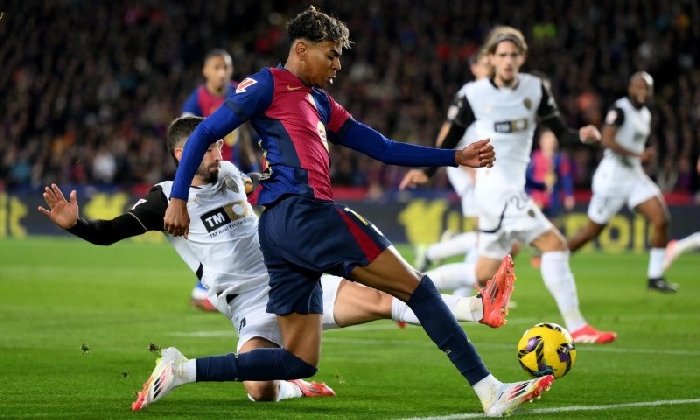  Nhật định phạt góc Valencia vs Barcelona, 21h15 ngày 6/9
