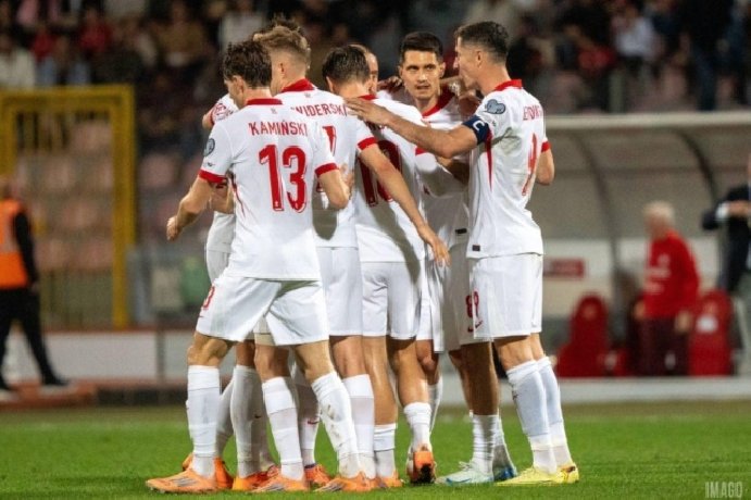  Nhật định phạt góc Ba Lan vs Albania, 2h45 ngày 27/03