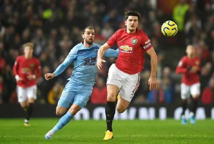 Nhật định phạt góc Burnley vs MU, 03h15 ngày 8/1