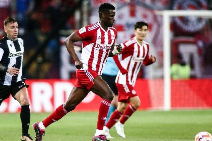  Nhật định phạt góc Olympiacos vs Leverkusen, 3h ngày 19/02
