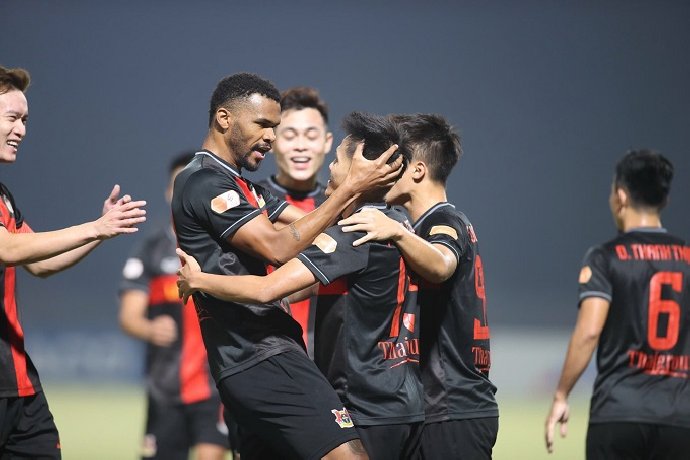  Nhận định Ninh Bình vs Becamex TPHCM, 18h00 ngày 1/11: Khó cưỡng sức mạnh