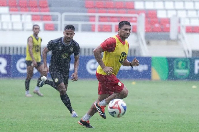  Nhận định Barito Putera vs Deltras Sidoarjo 15h30 ngày 16/11: Ngôi đầu vẫy gọi
