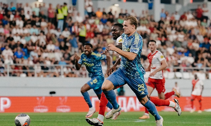Nhật định phạt góc Vojvodina vs Ajax, 1h00 ngày 24/7 - Ảnh 1