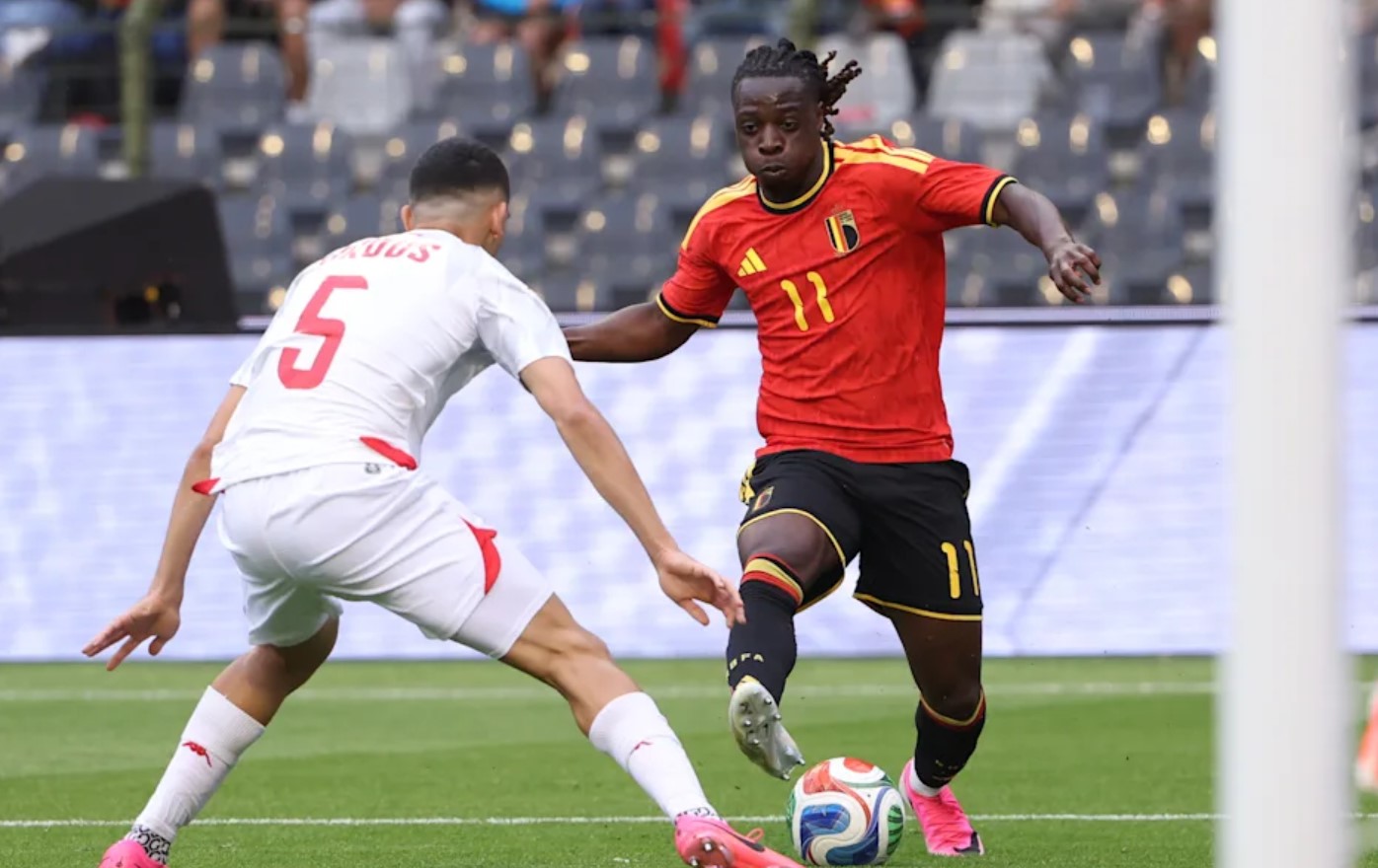 Soi thẻ phạt Bỉ vs Iran, 2h00 ngày 22/6 - Ảnh 1
