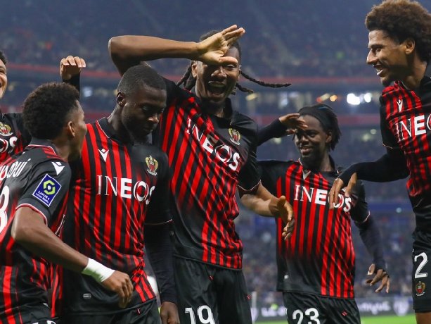  Nhật định phạt góc Nice vs Braga, 0h45 ngày 12/12