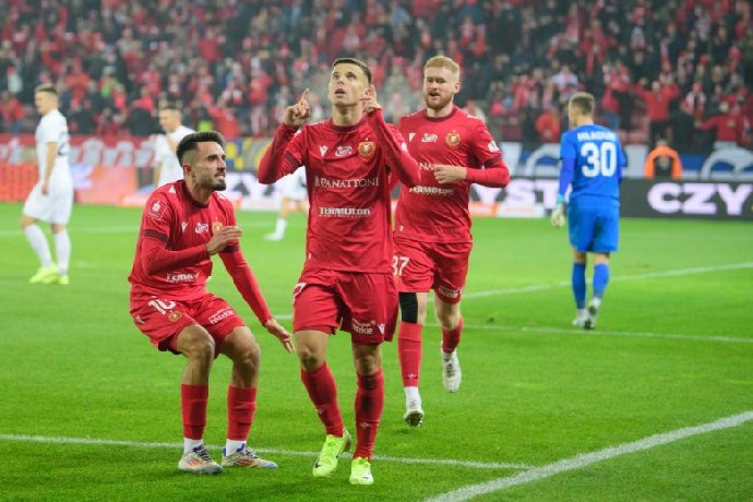  Nhận định Widzew lodz vs Zaglebie Lubin, 19h45 ngày 19/7: Bất phân thắng bại