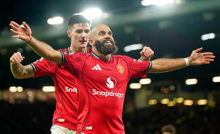  Nhật định phạt góc MU vs Wolves, 3h15 ngày 31/12