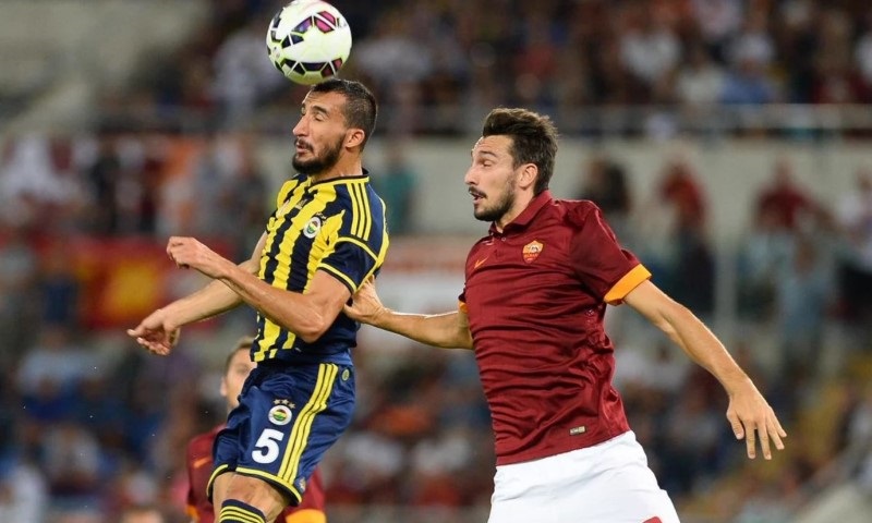 Nhật định phạt góc Fenerbahce vs AS Roma, 23h45 ngày 10/9 - Ảnh 1