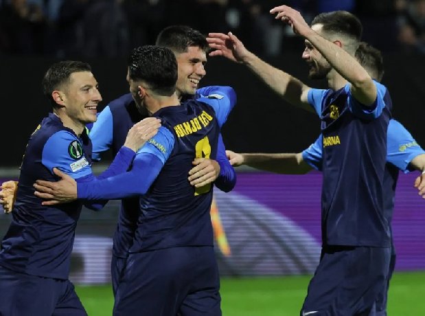  Nhận định Celje vs Slovan Bratislava 02h00 ngày 27/08: Quyết định