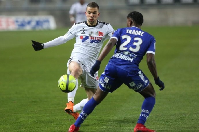  Nhận định Amiens vs Troyes 02h45 ngày 03/03: Lấy lại ngôi đầu