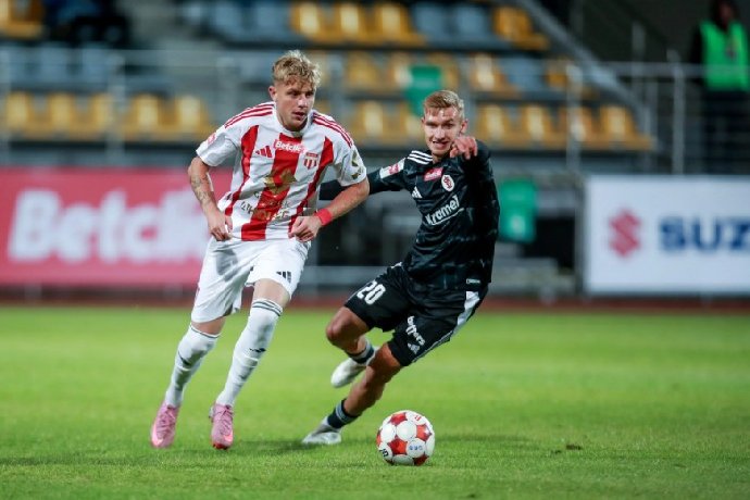  Nhận định LKS Lodz vs Pogon Grodzisk Mazowiecki, 23h00 ngày 7/5: Giữ nguyên thứ hạng
