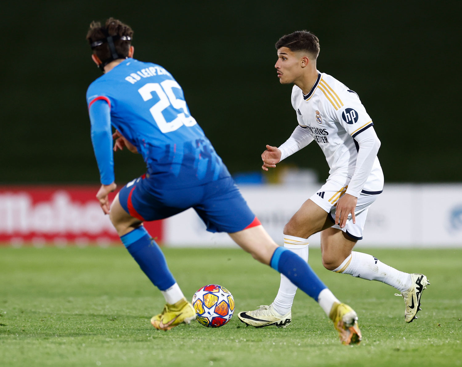 Nhận định U19 Real Madrid vs U19 Chelsea, 22h00 ngày 25/2: Không dễ nuốt - Ảnh 4