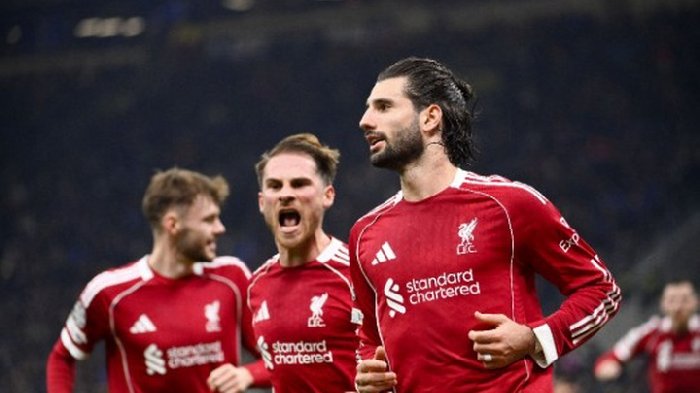  Nhật định phạt góc Marseille vs Liverpool, 3h ngày 22/01