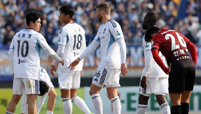  Nhận định Ulsan HD vs Bucheon 14h30 ngày 17/10: Hai đầu chênh lệch
