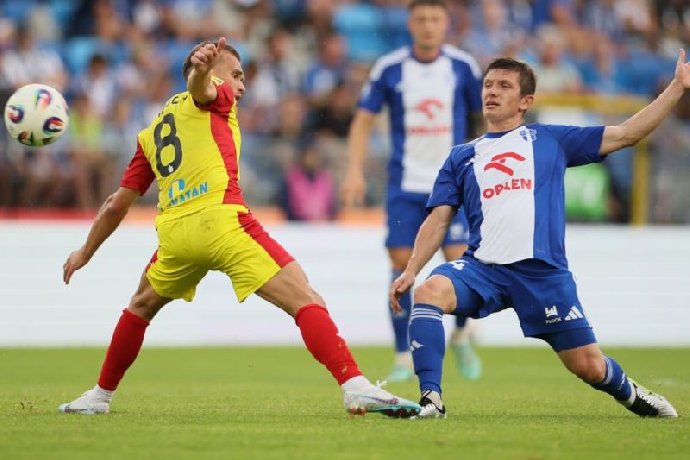  Nhận định Korona Kielce vs Wisla Plock 01h00 ngày 09/12: Khách chiếm lợi thế