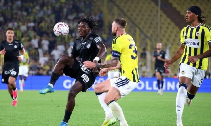  Nhật định phạt góc Sturm Graz vs Fenerbahce, 1h30 ngày 12/8