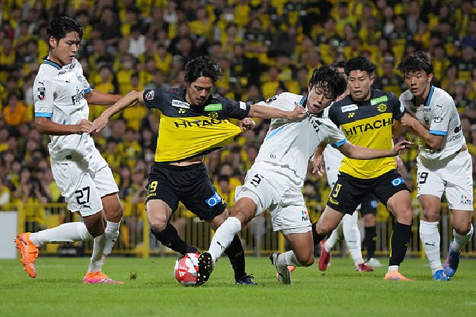  Nhận định Kawasaki Frontale vs Kashiwa Reysol 13h00 ngày 8/2: Khó phân thắng bại