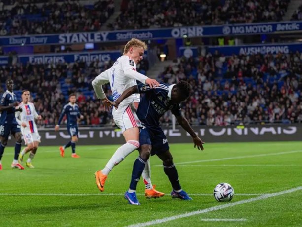  Nhật định phạt góc Celta Vigo vs Lyon, 3h ngày 13/03