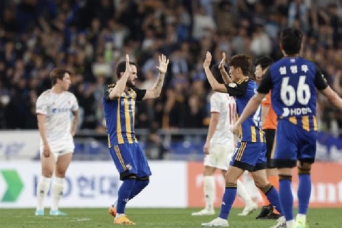  Nhận định Ulsan Hyundai vs Gwangju 12h00 ngày 18/10: Nỗ lực thoát hiểm