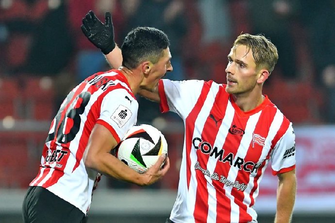  Nhận định Cracovia Krakow vs Lechia Gdansk 19h45 ngày 03/08: Chủ nhà thắng thế