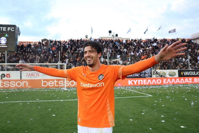 Nhận định AEK Athens vs OFI Crete 23h00 ngày 12/8: Siêu cúp gọi tên ai?