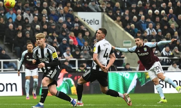  Nhật định phạt góc Newcastle vs Aston Villa, 23h30 ngày 17/10