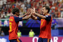 Nhật định phạt góc Uruguay vs Tây Ban Nha, 07h00 ngày 27/06