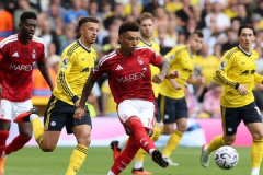 Nhật định phạt góc Nottingham vs Leeds, 2h00 ngày 26/8
