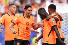 Soi thẻ phạt Tunisia vs Hà Lan, 05h00 ngày 26/06